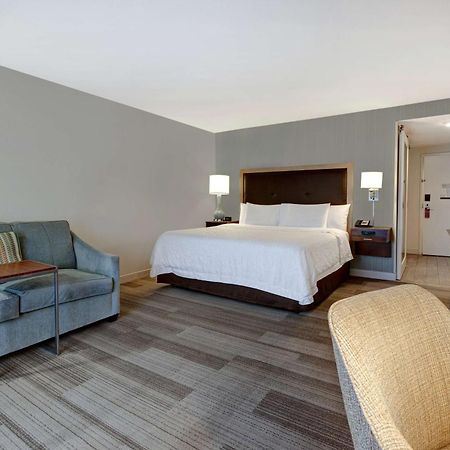 Hampton Inn & Suites Milwaukee West West Allis Eksteriør billede