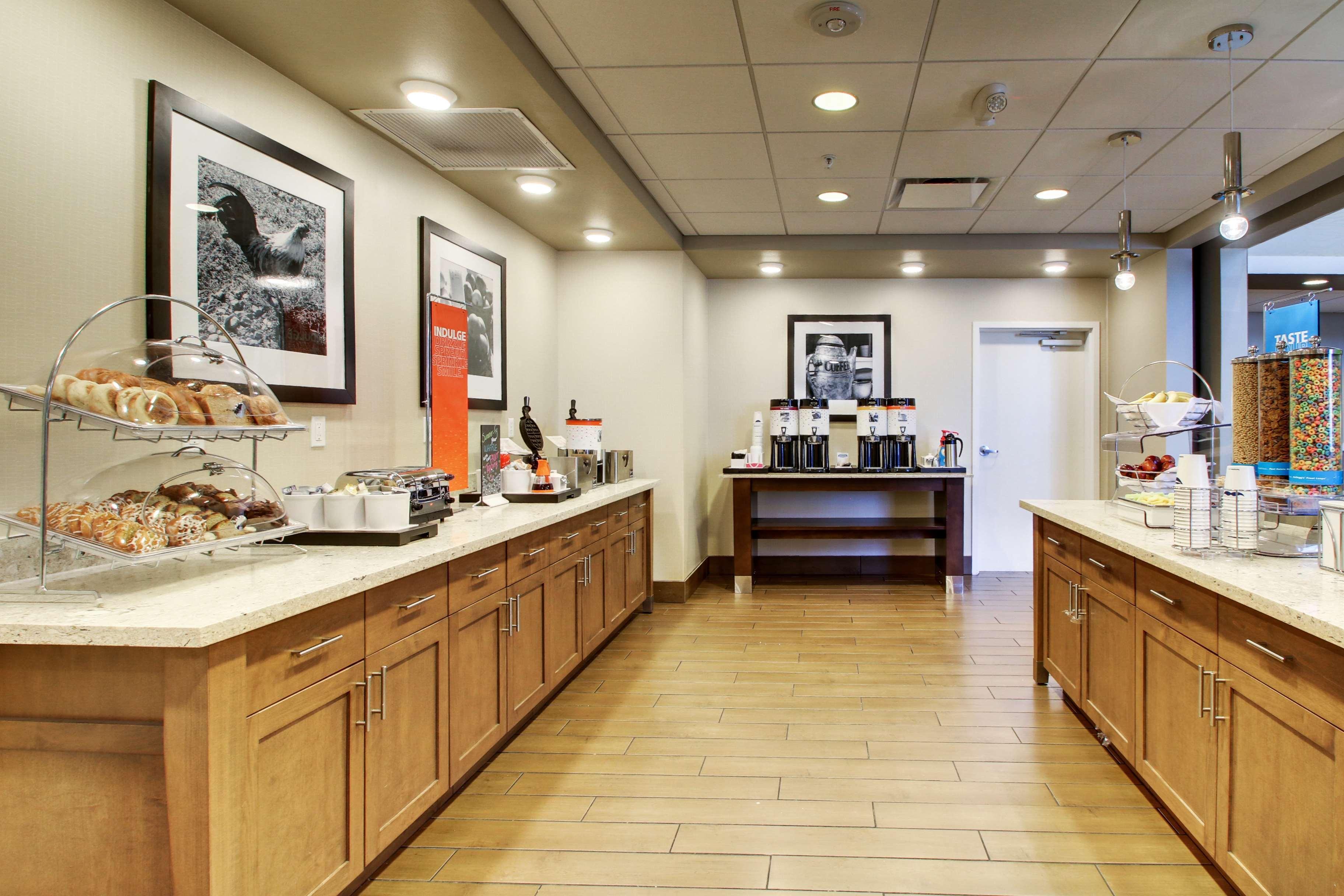 Hampton Inn & Suites Milwaukee West West Allis Eksteriør billede