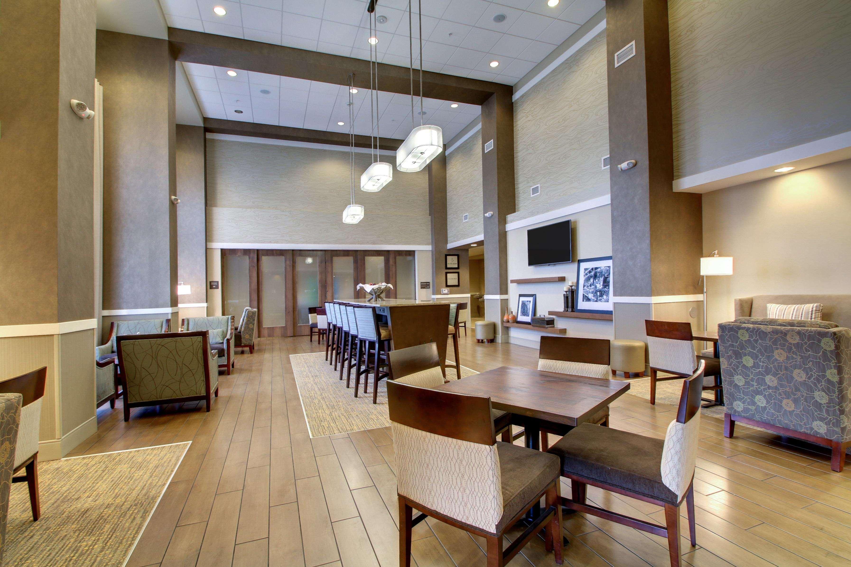 Hampton Inn & Suites Milwaukee West West Allis Eksteriør billede
