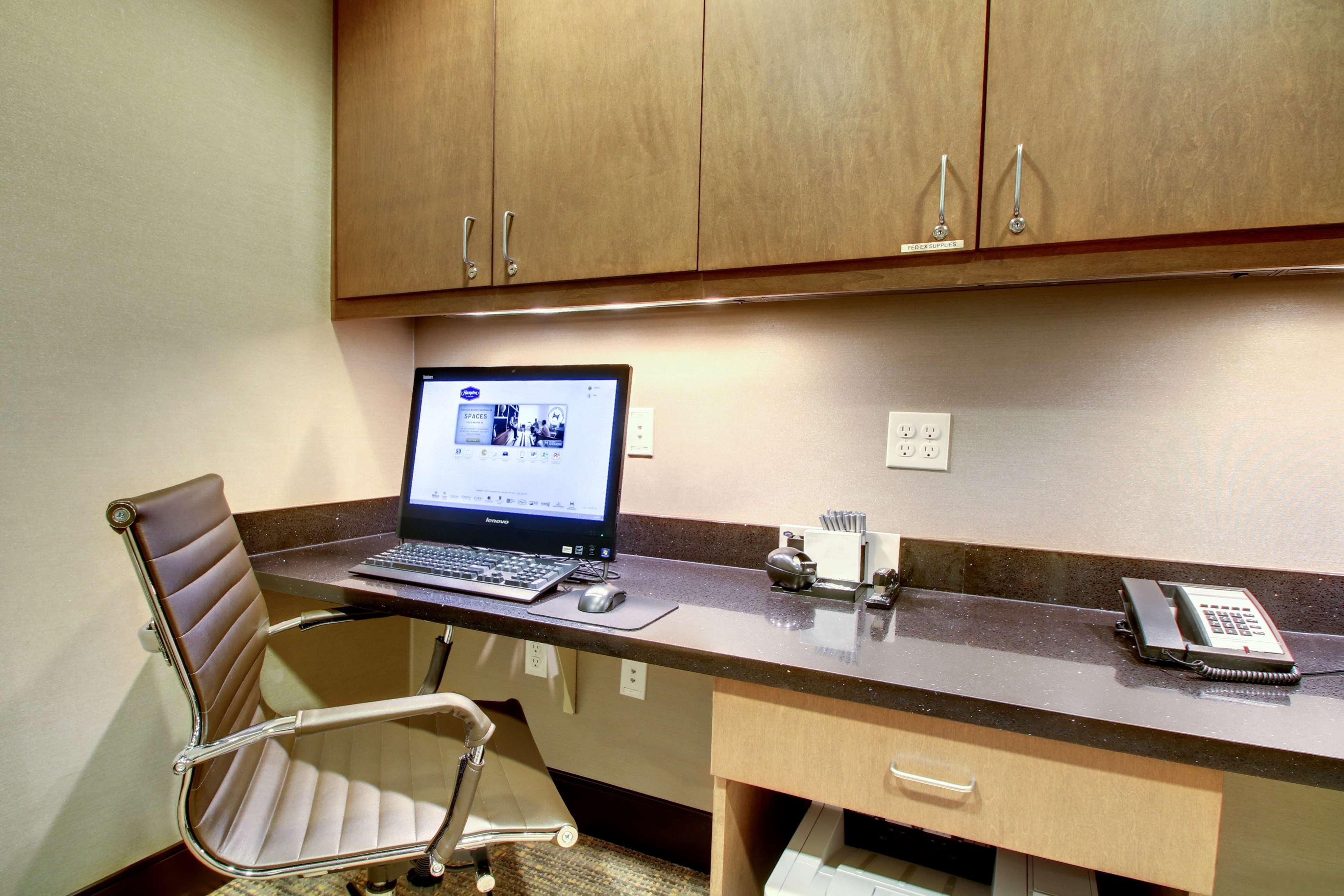 Hampton Inn & Suites Milwaukee West West Allis Eksteriør billede