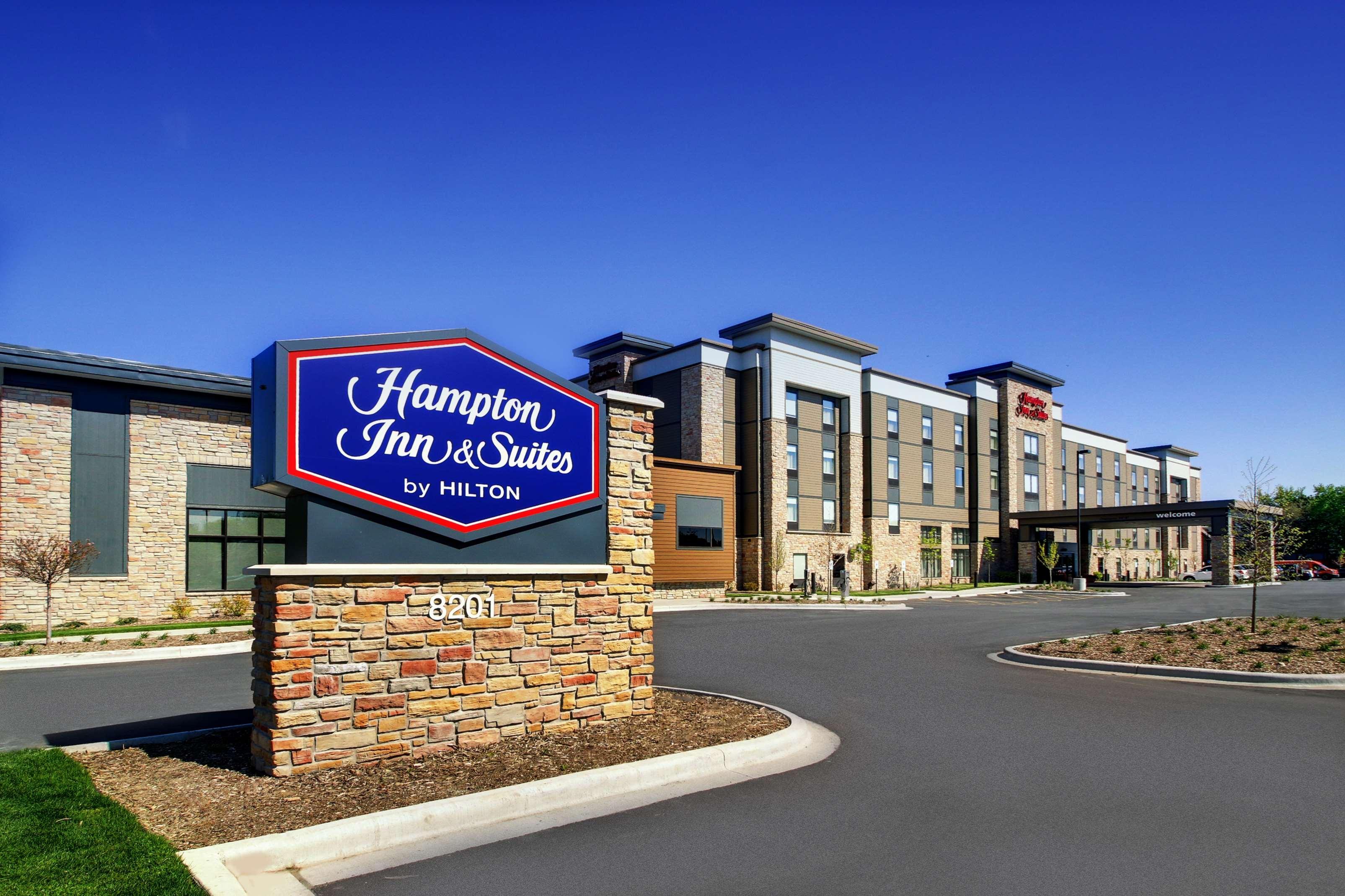 Hampton Inn & Suites Milwaukee West West Allis Eksteriør billede