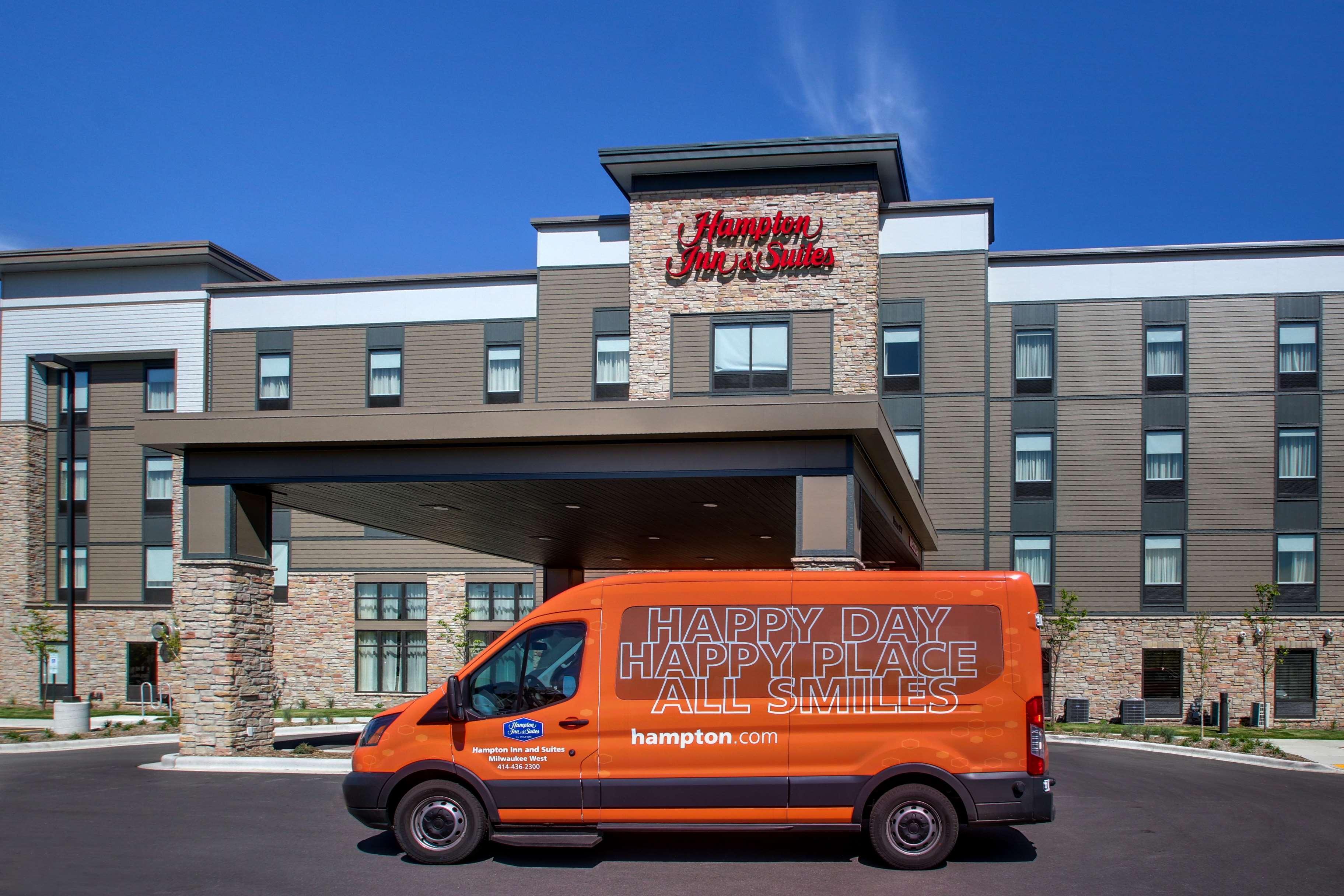 Hampton Inn & Suites Milwaukee West West Allis Eksteriør billede