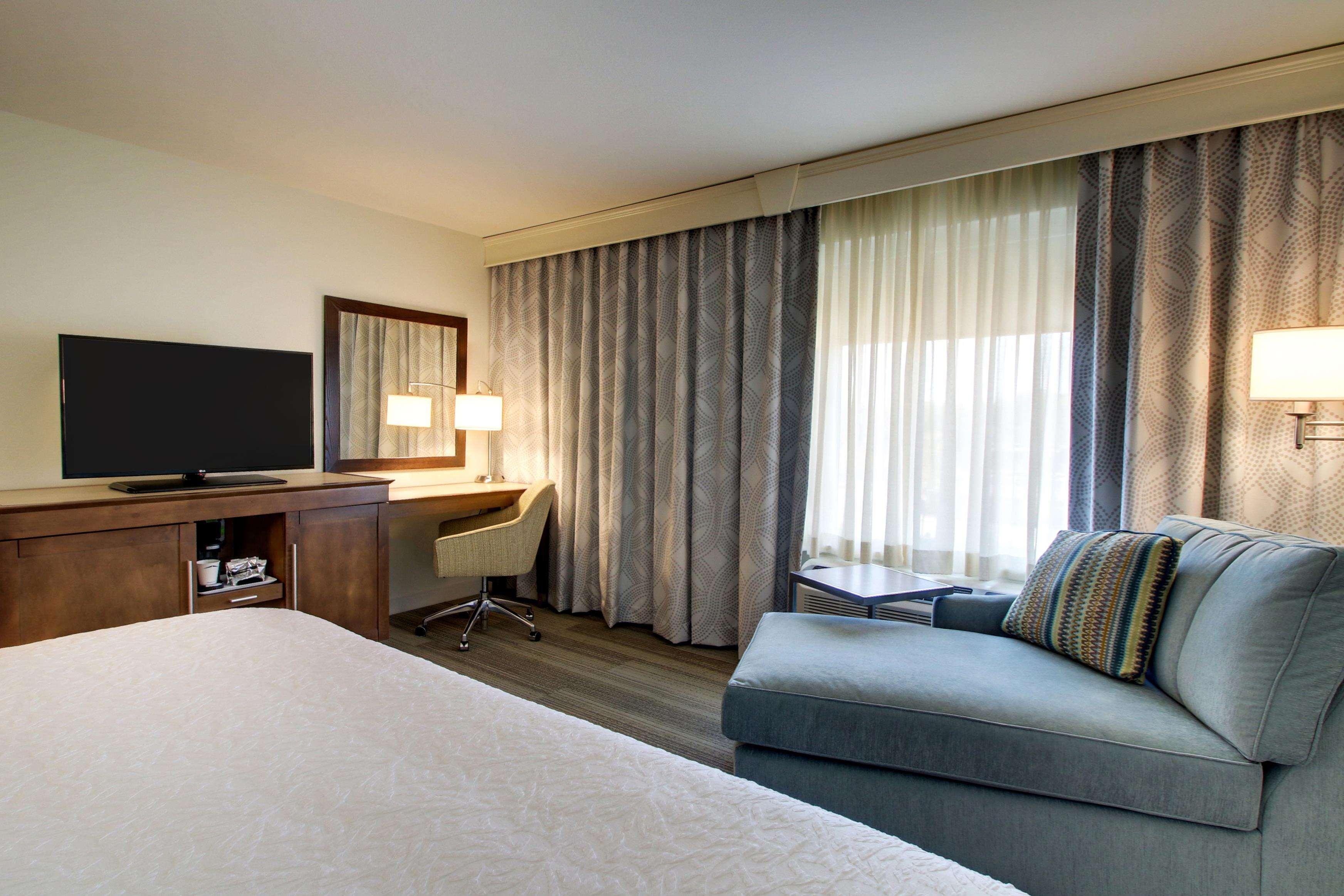 Hampton Inn & Suites Milwaukee West West Allis Eksteriør billede
