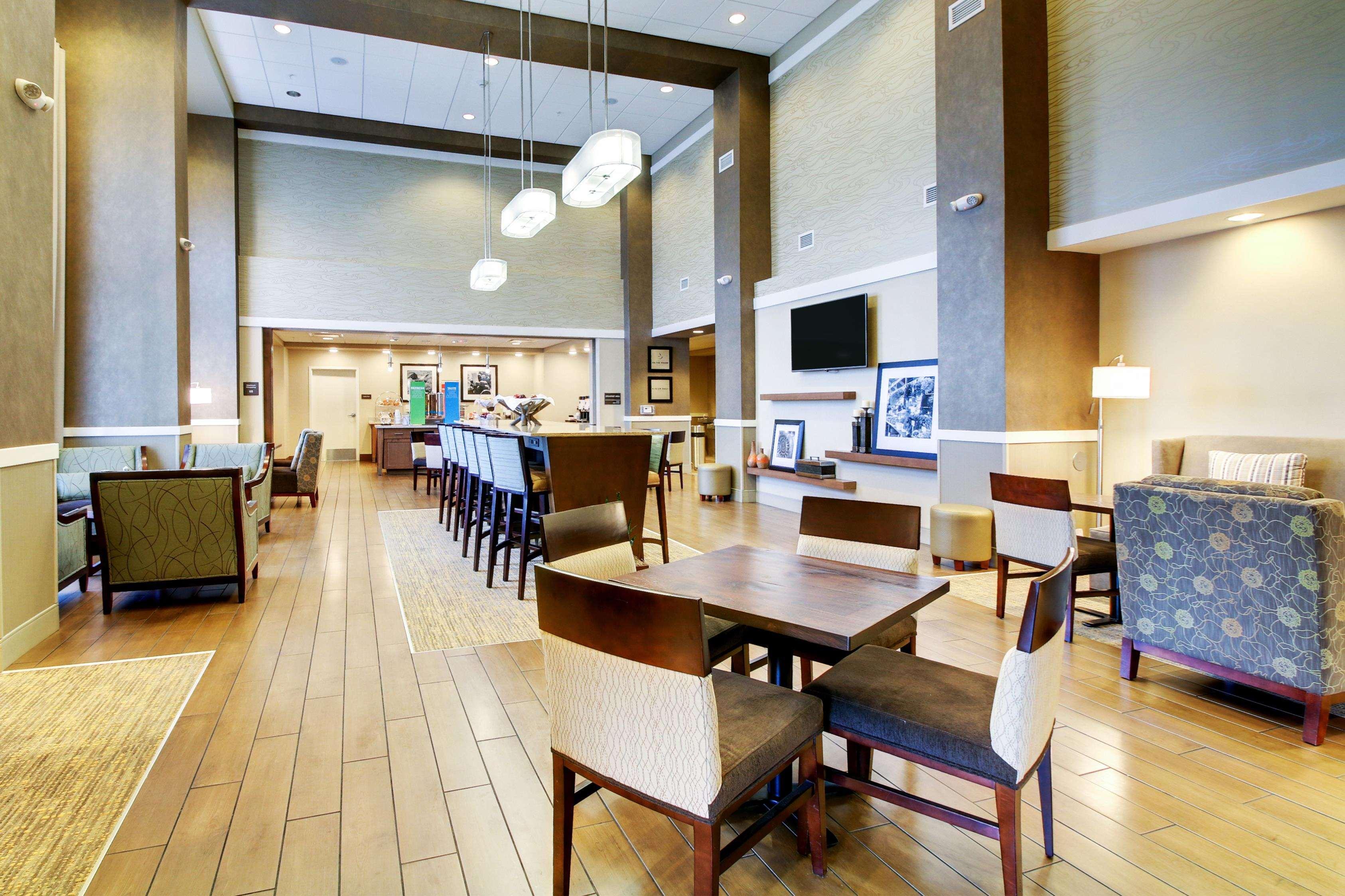 Hampton Inn & Suites Milwaukee West West Allis Eksteriør billede