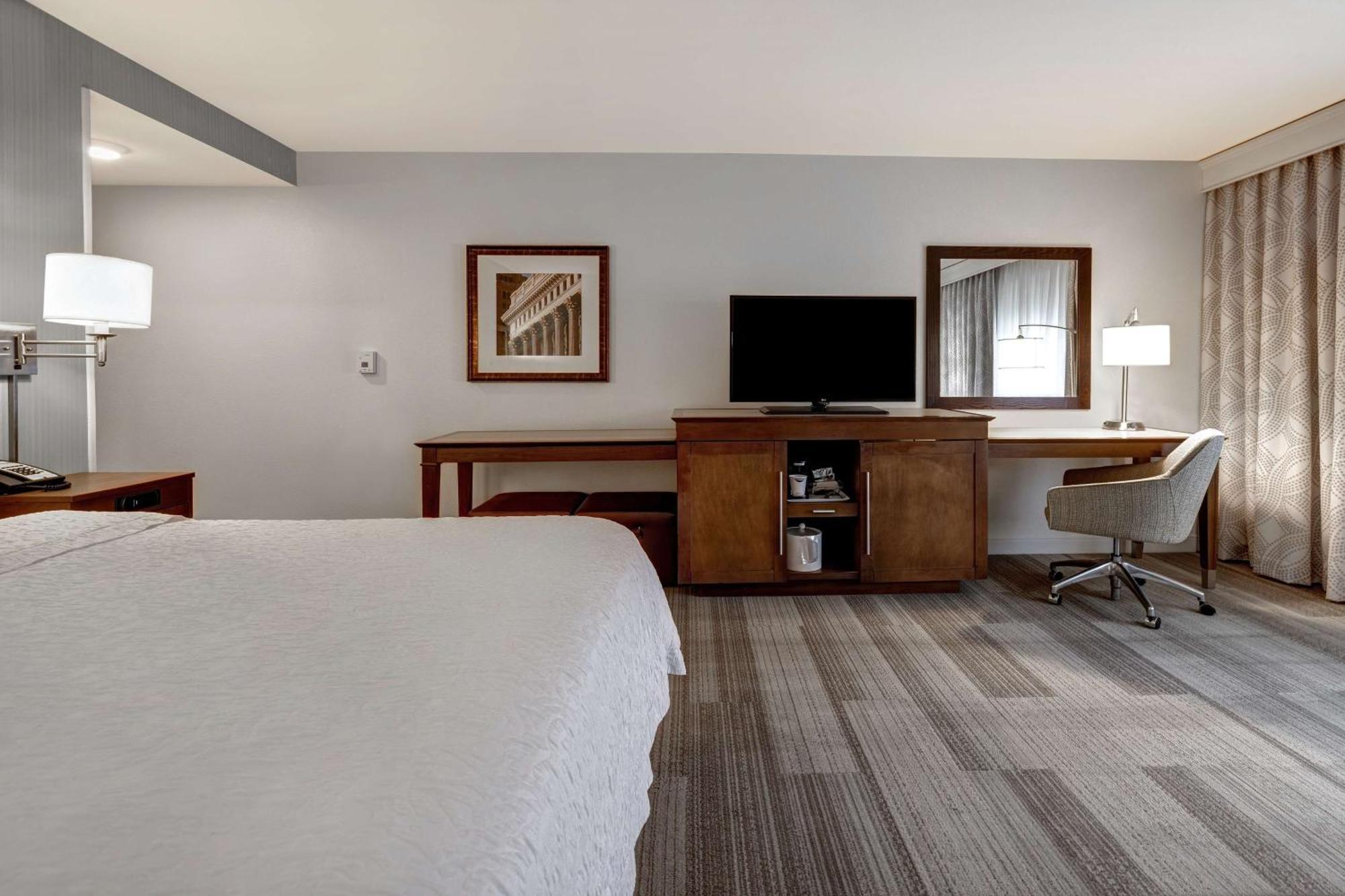 Hampton Inn & Suites Milwaukee West West Allis Eksteriør billede