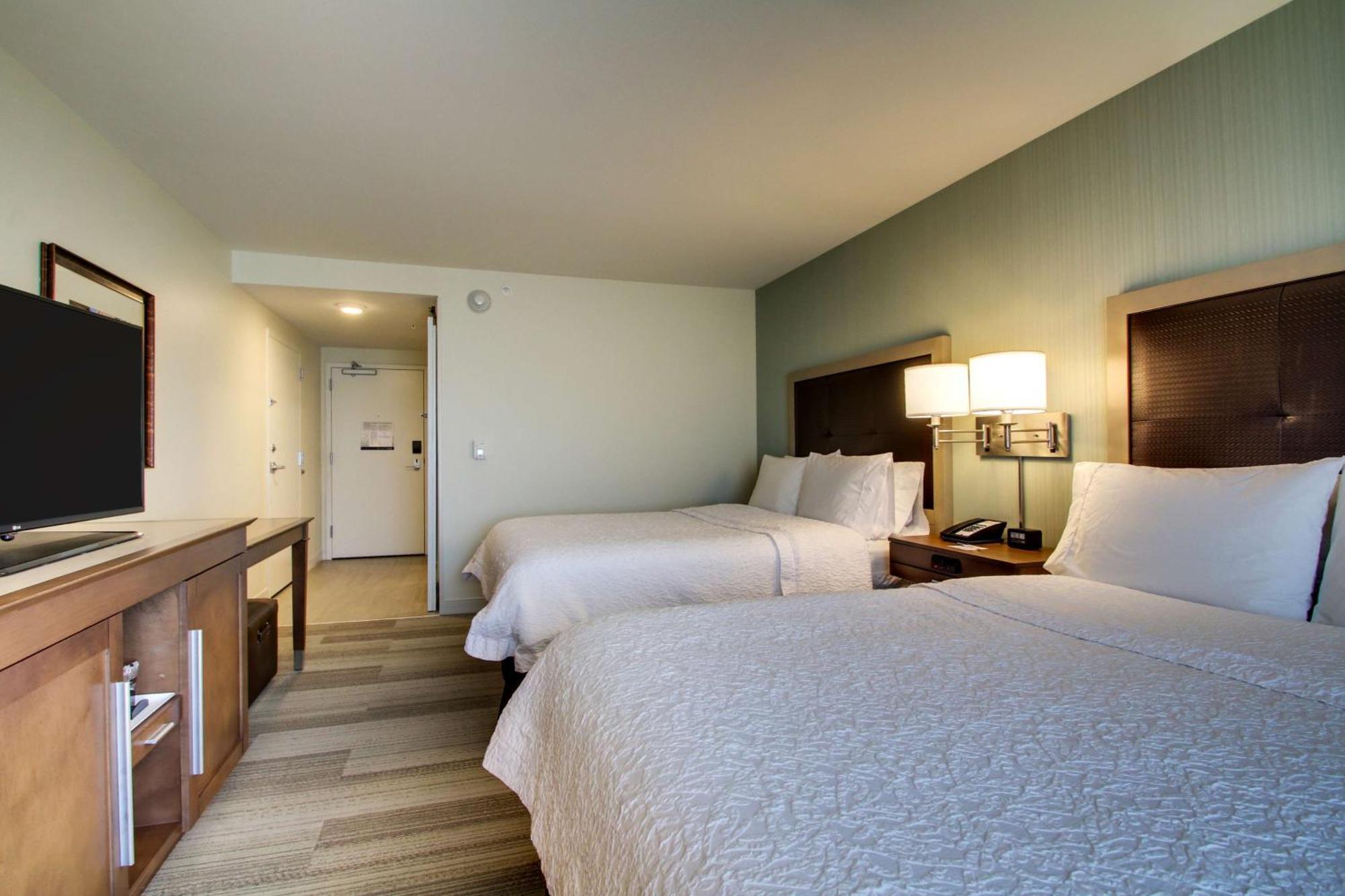 Hampton Inn & Suites Milwaukee West West Allis Eksteriør billede